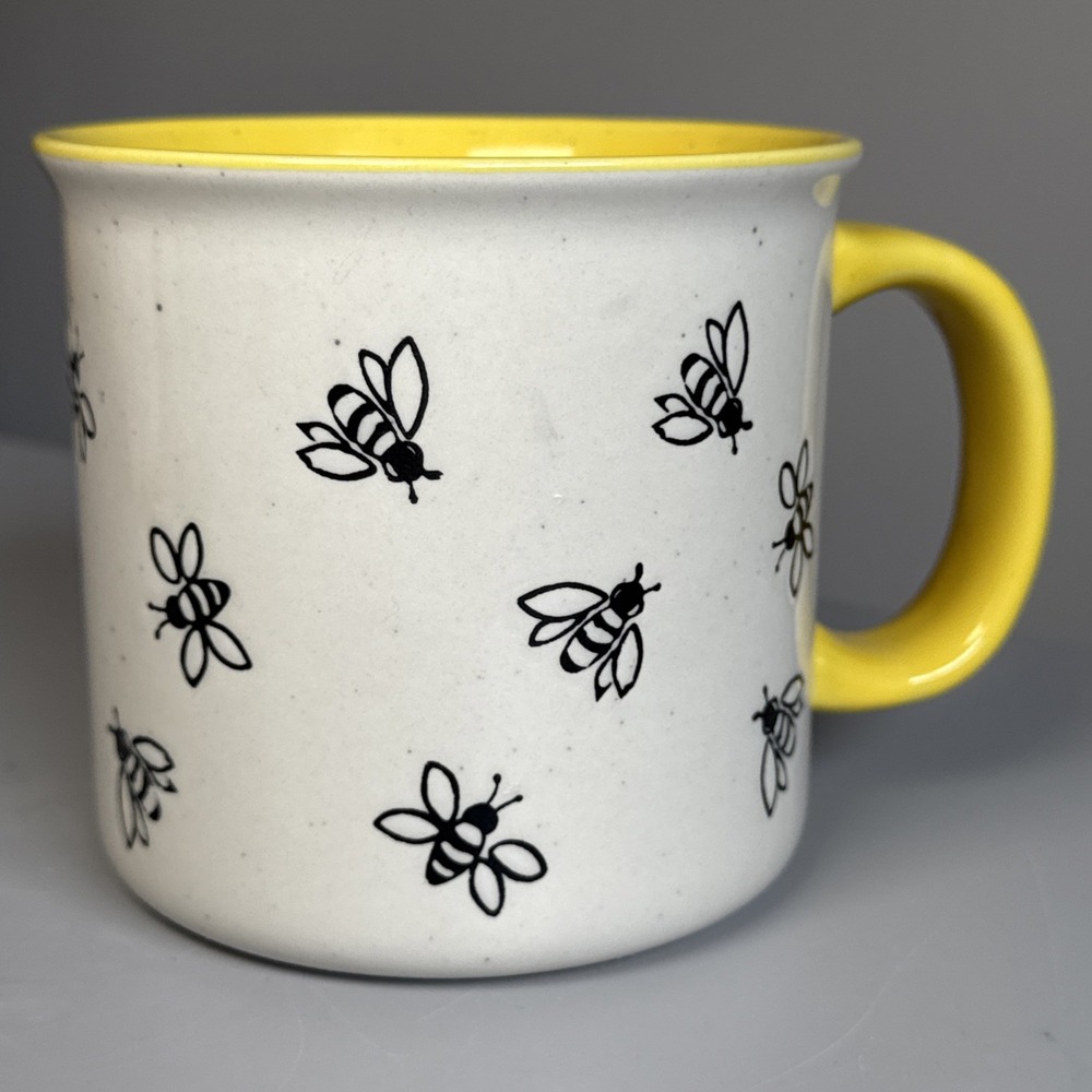 Large 20 Oz Bumble Bee Coffee Mug Cup Yellow Cottagecore Gift